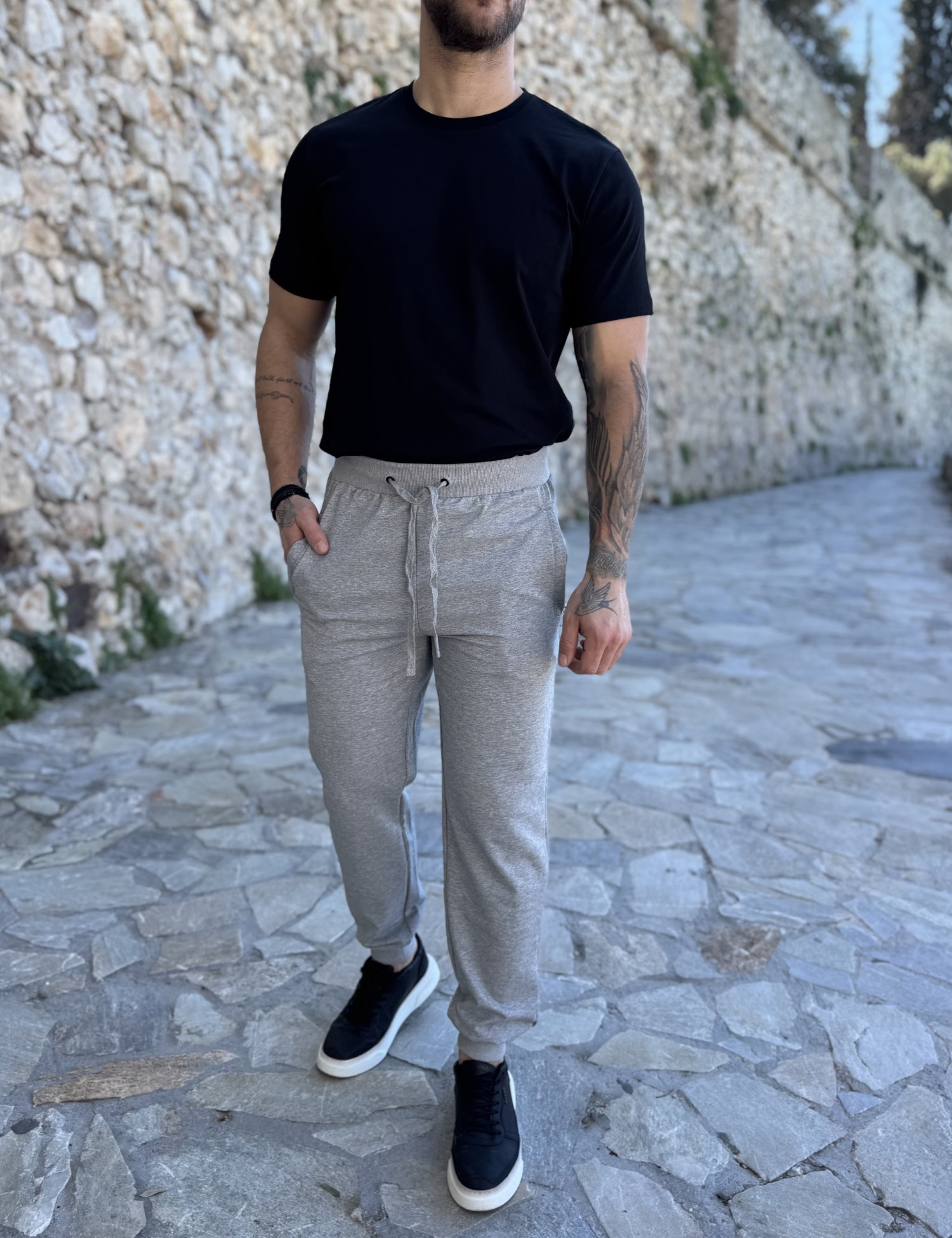 Ανδρική αθλητική γκρι φόρμα με λάστιχο 50123 φωτογραφία